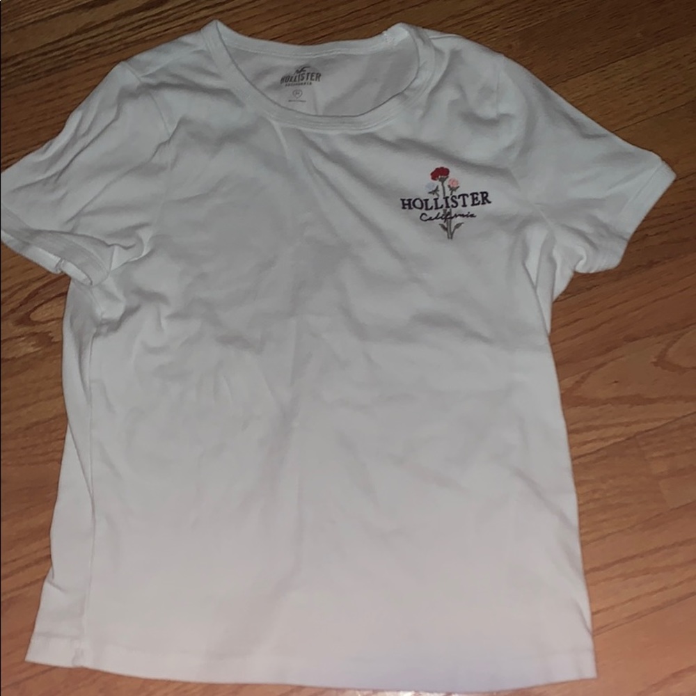 Hollister top